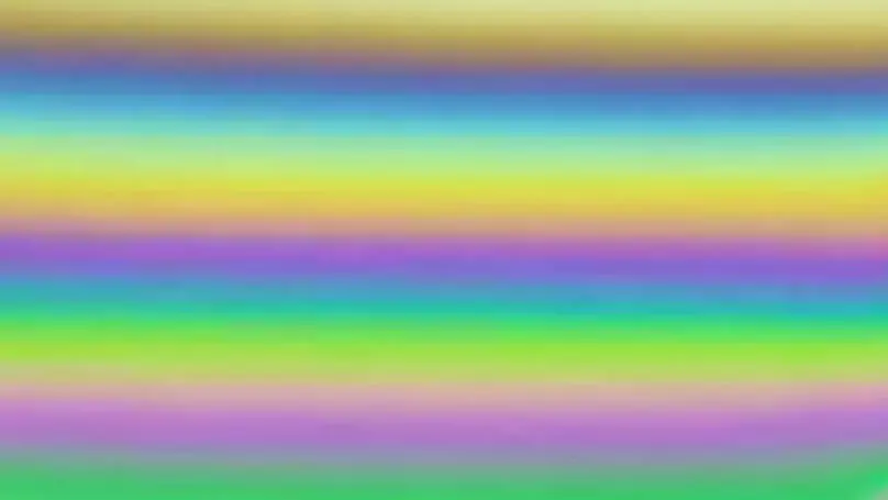 Stabilising evaporating soap films with salt